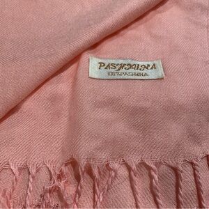 NWOT Bubblegum Pink 100% Pashmina